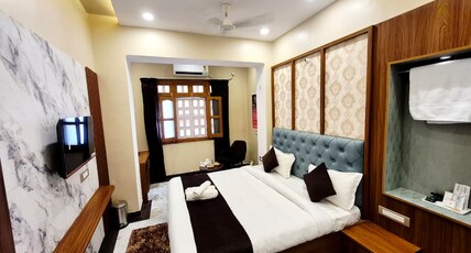 Ragam Residency Room Type - Premium Smart