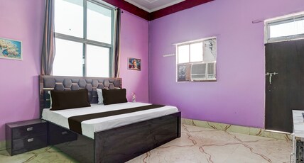 SPOT ON Shree Krishna Palace Room Type - Classic