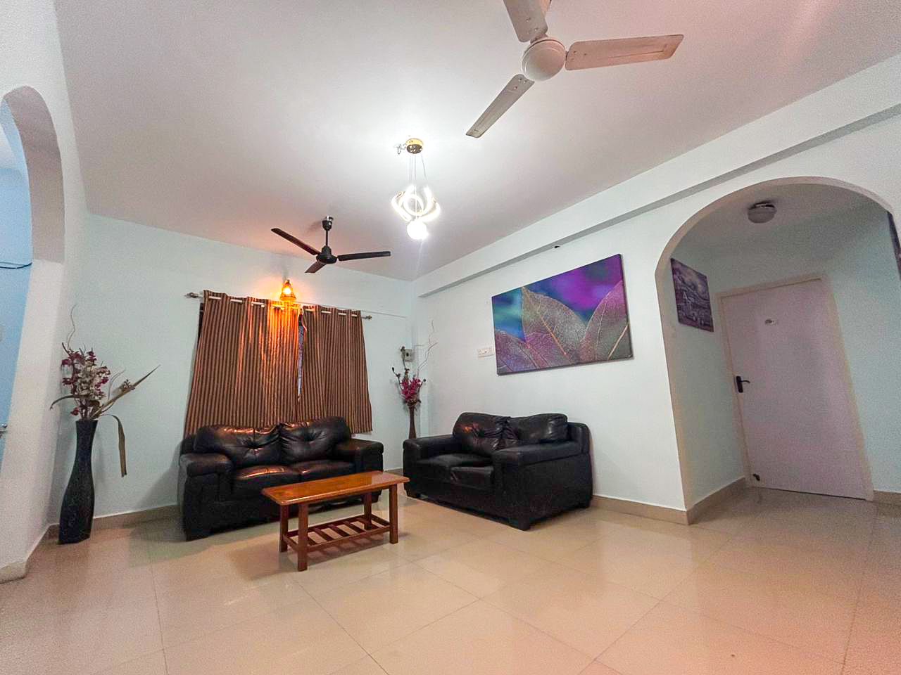 Adora Waves Service Apartment - Tap to explore photos
