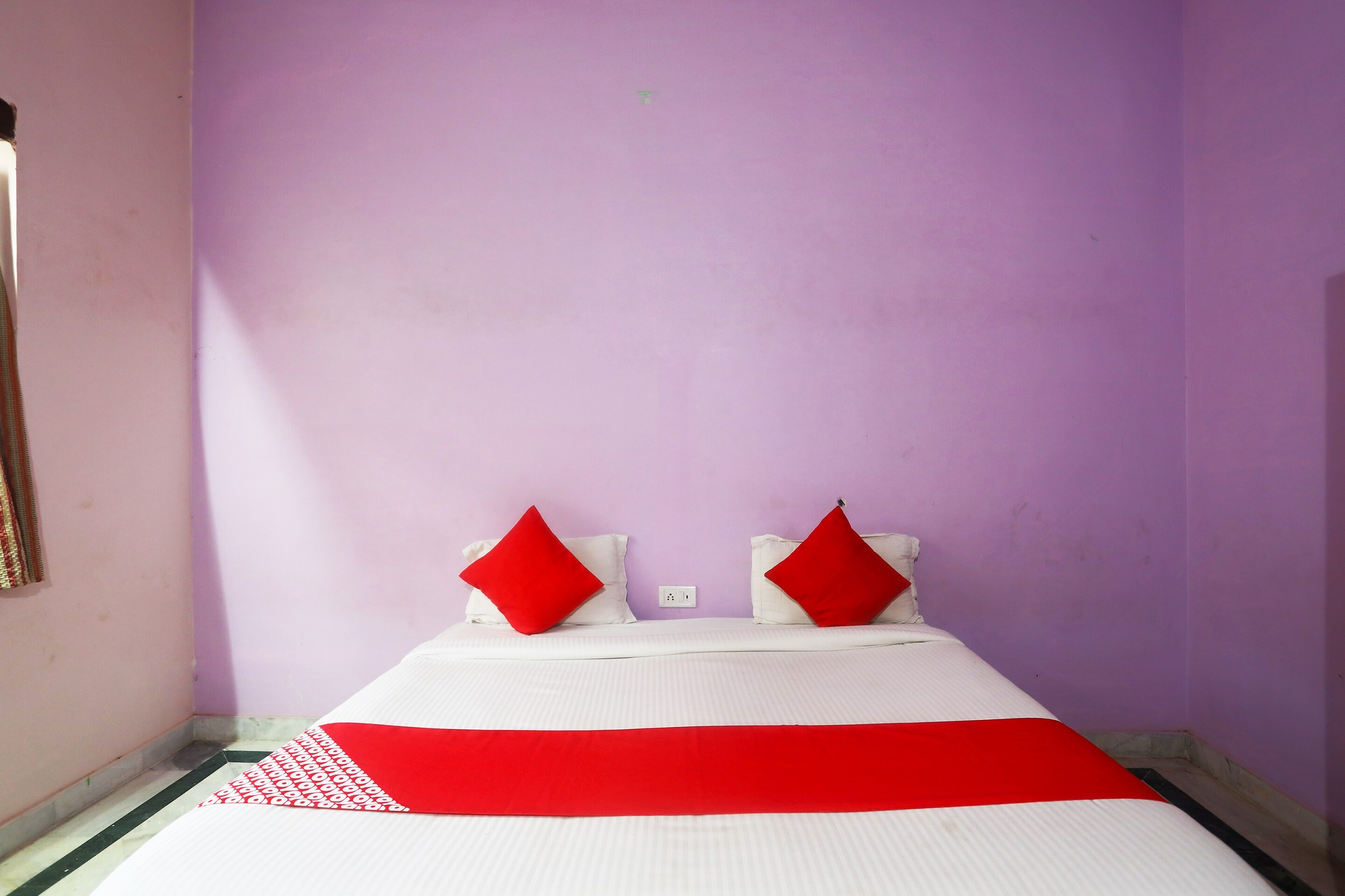Hotel Royal Chandela - Tap to explore photos