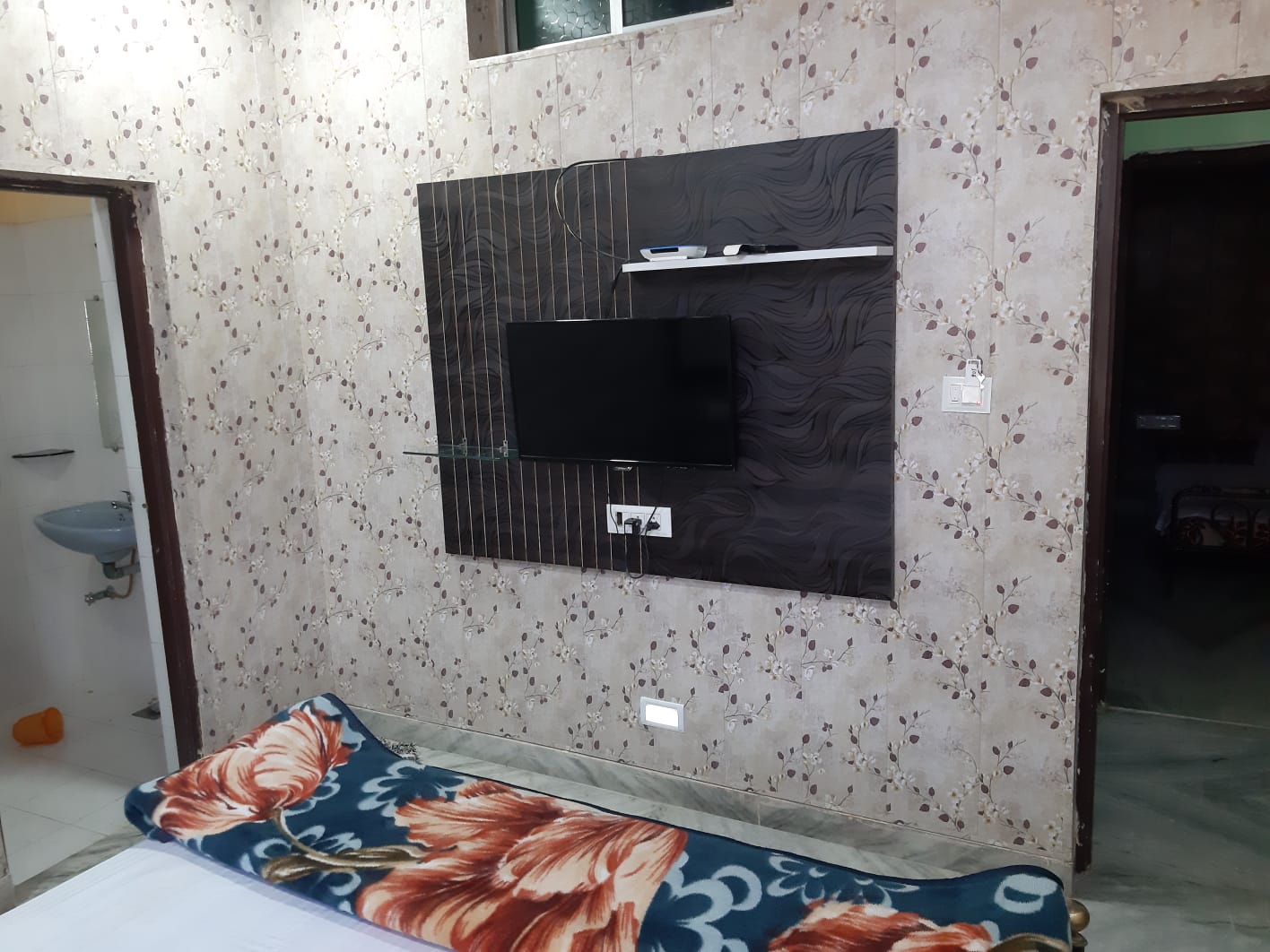 Deep Valley Mount Abu - Tap to explore photos