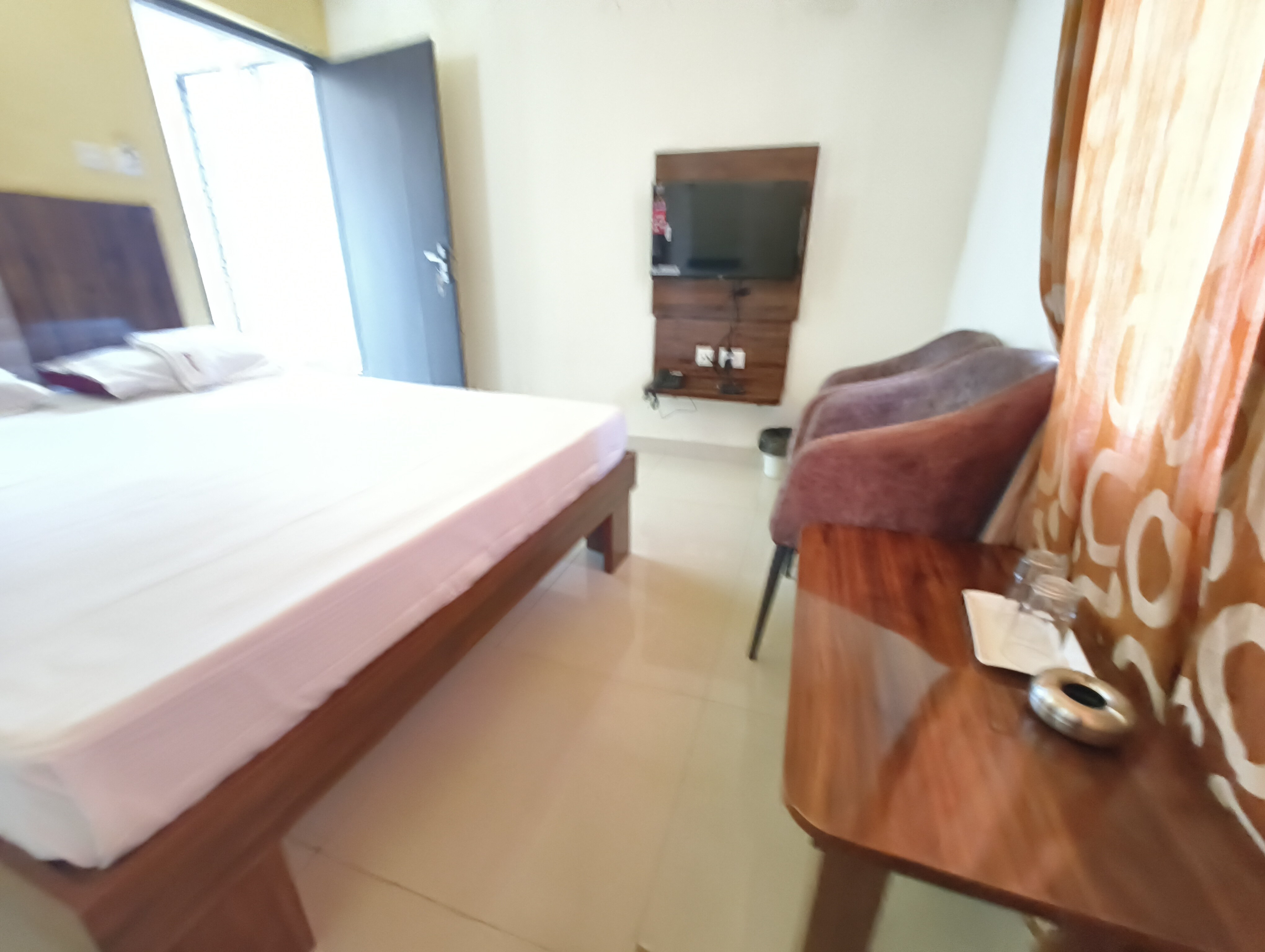 Maya Deepa Boarding And Lodging - Tap to explore photos