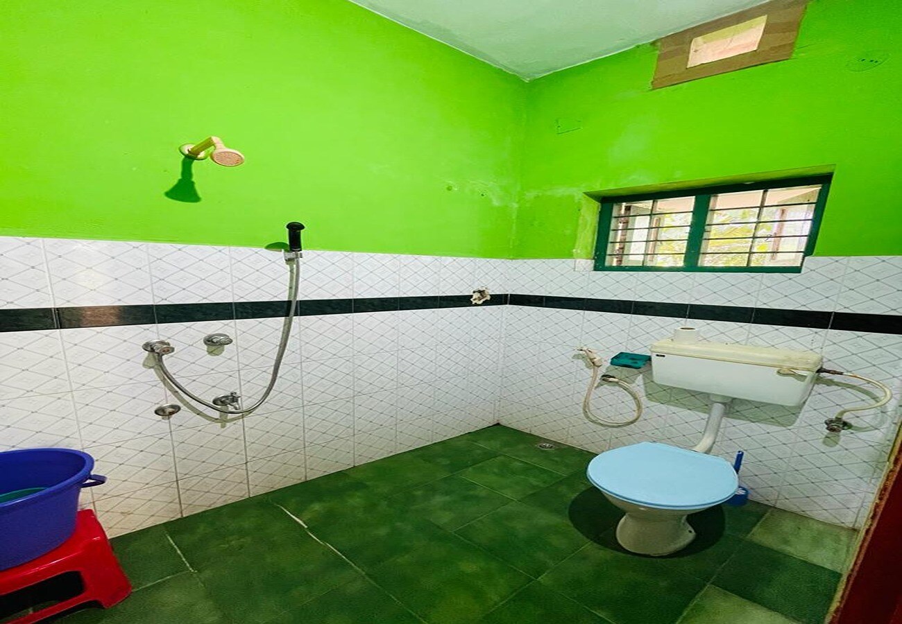 IHA HOMESTAY - Tap to explore photos