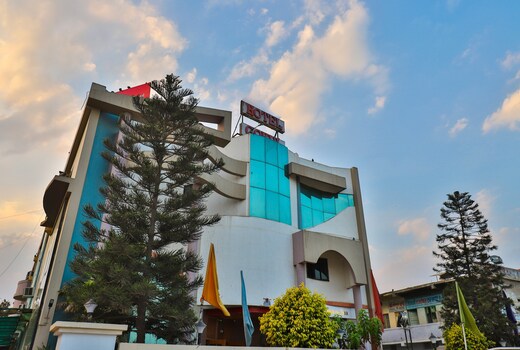 New Hotel Gokul