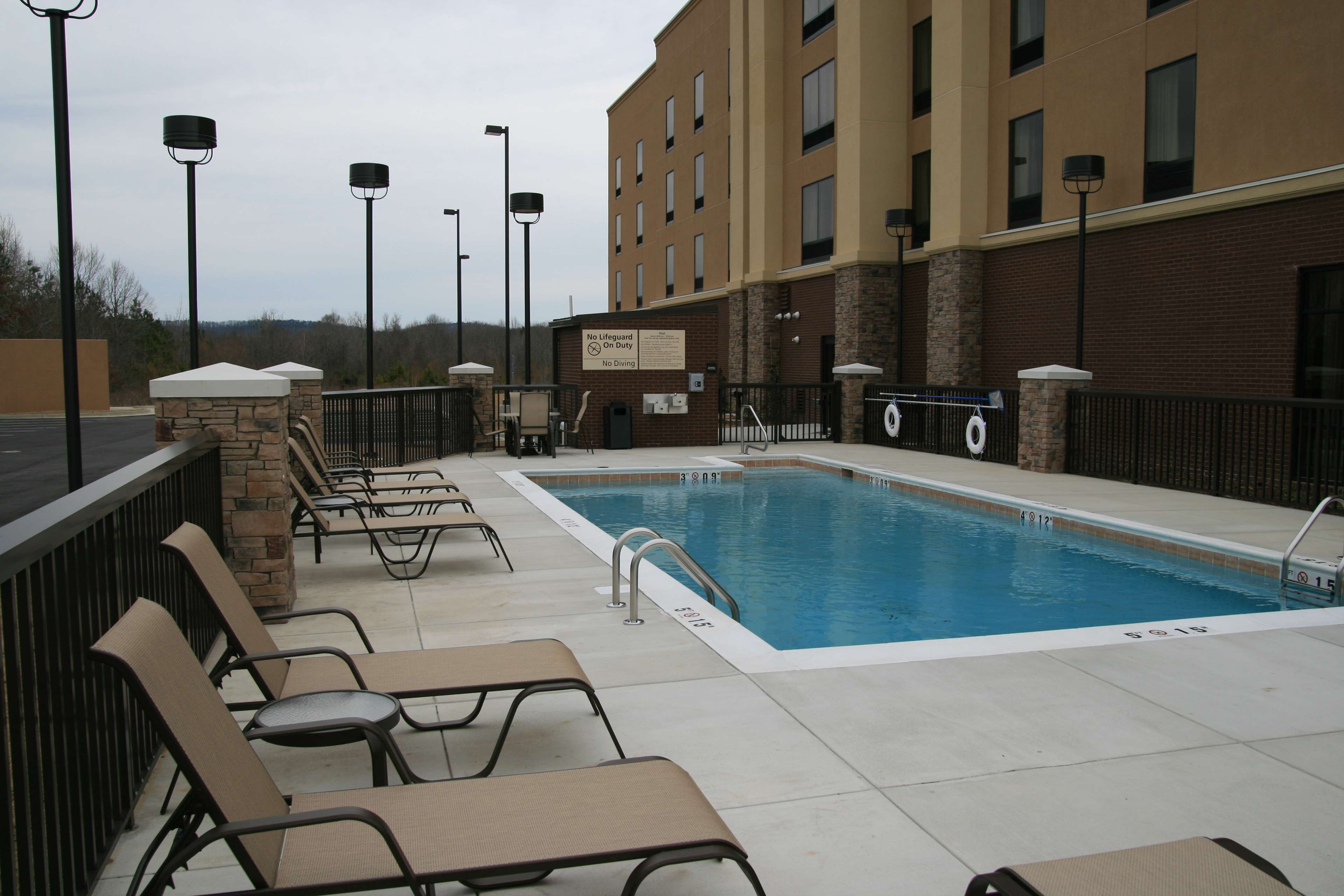 HAMPTON INN GADSDEN-ATTALLA I-59 - Tap to explore photos