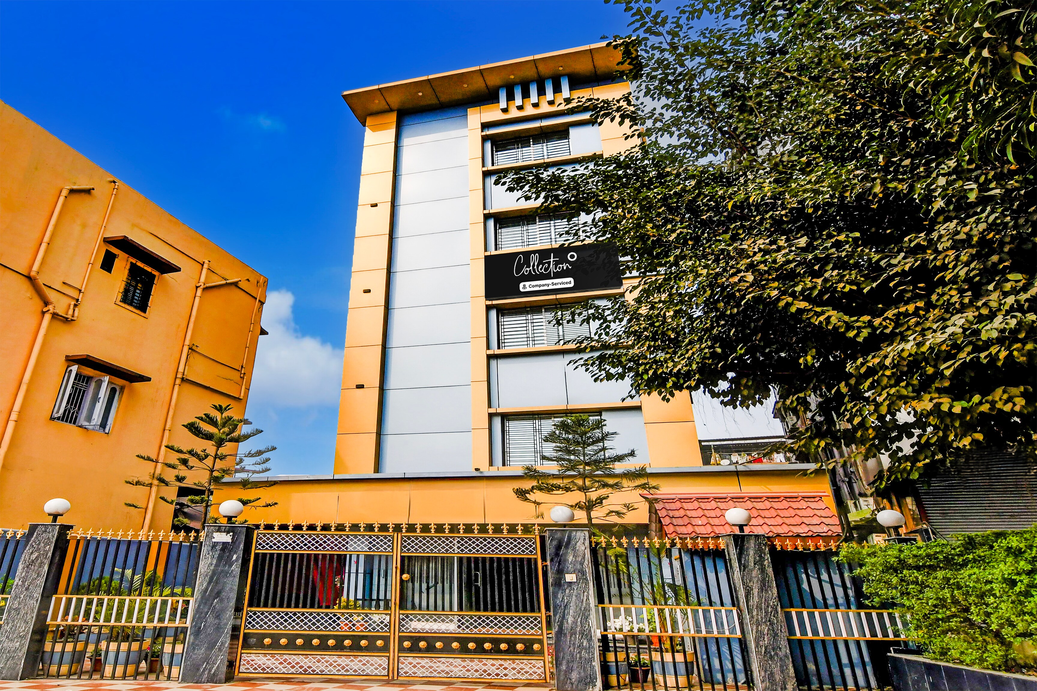 Collection O SF Road Siliguri Formerly Jyoti Hotel - Tap to explore photos