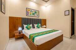 Treebo Ayodhya Grand