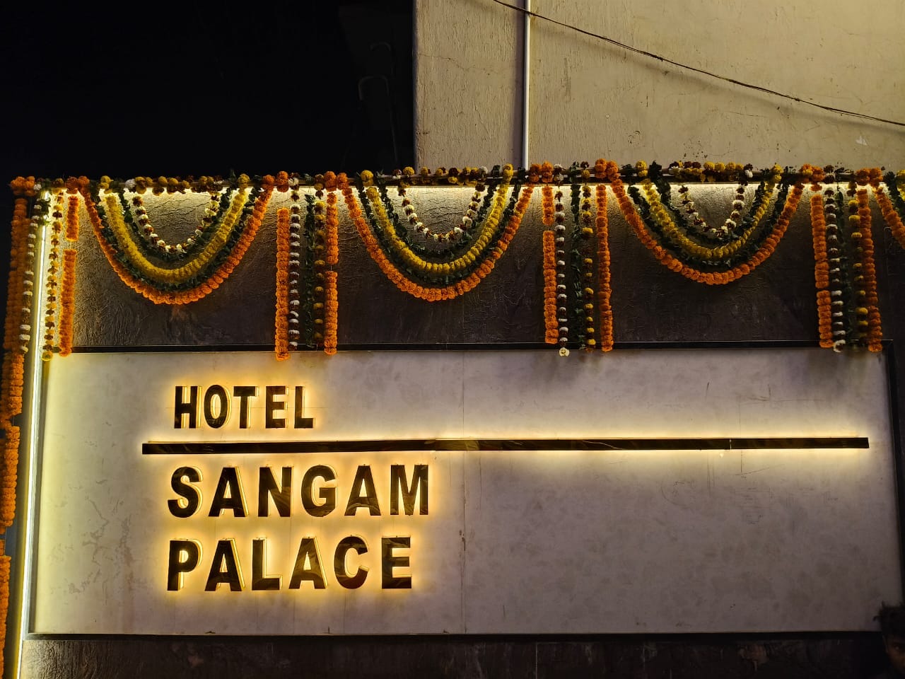 HOTEL SANGAM PALACE - Tap to explore photos