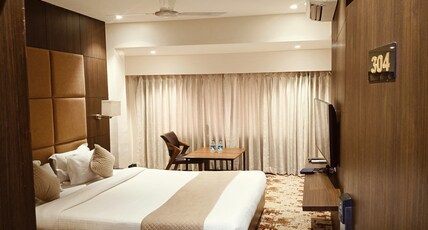Hotel Raj Regency Room Type - Deluxe AC Room with welcome drink
