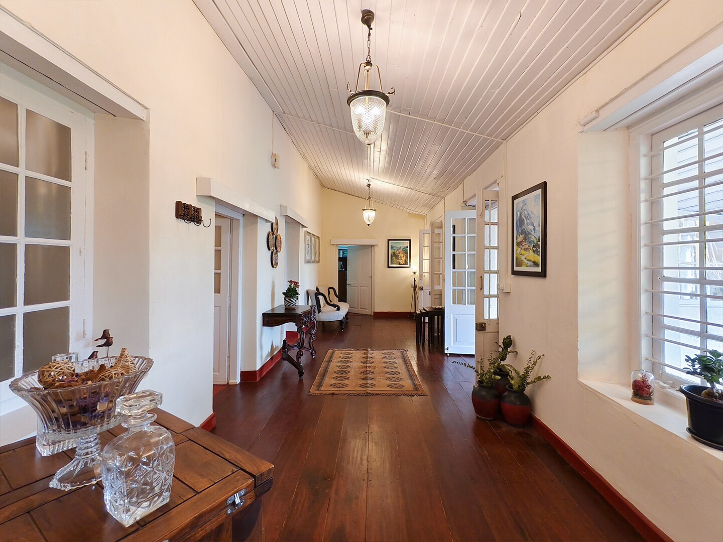 Sereniva Orange Grove Bungalow - Tap to explore photos