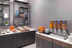 Homewood Suites by Hilton Boston Logan Airport Chelsea