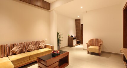 MARIA PARK Room Type - Suite Room
