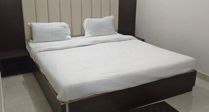Samleswari Bhawan Room Type - SUPER DELUX ROOM