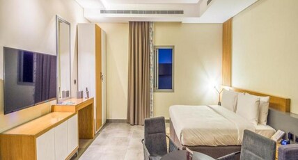 Ewaa Express AL Rawdah Room Type - Deluxe King Suite