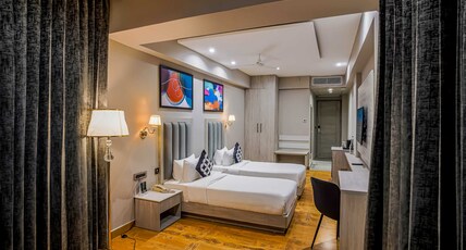 Club House Mohali-Chandigarh Room Type - Club with twin bed