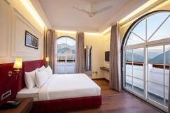 Saltstayz Autograph- Rishikesh