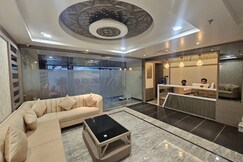 Hotel Glorious Grand