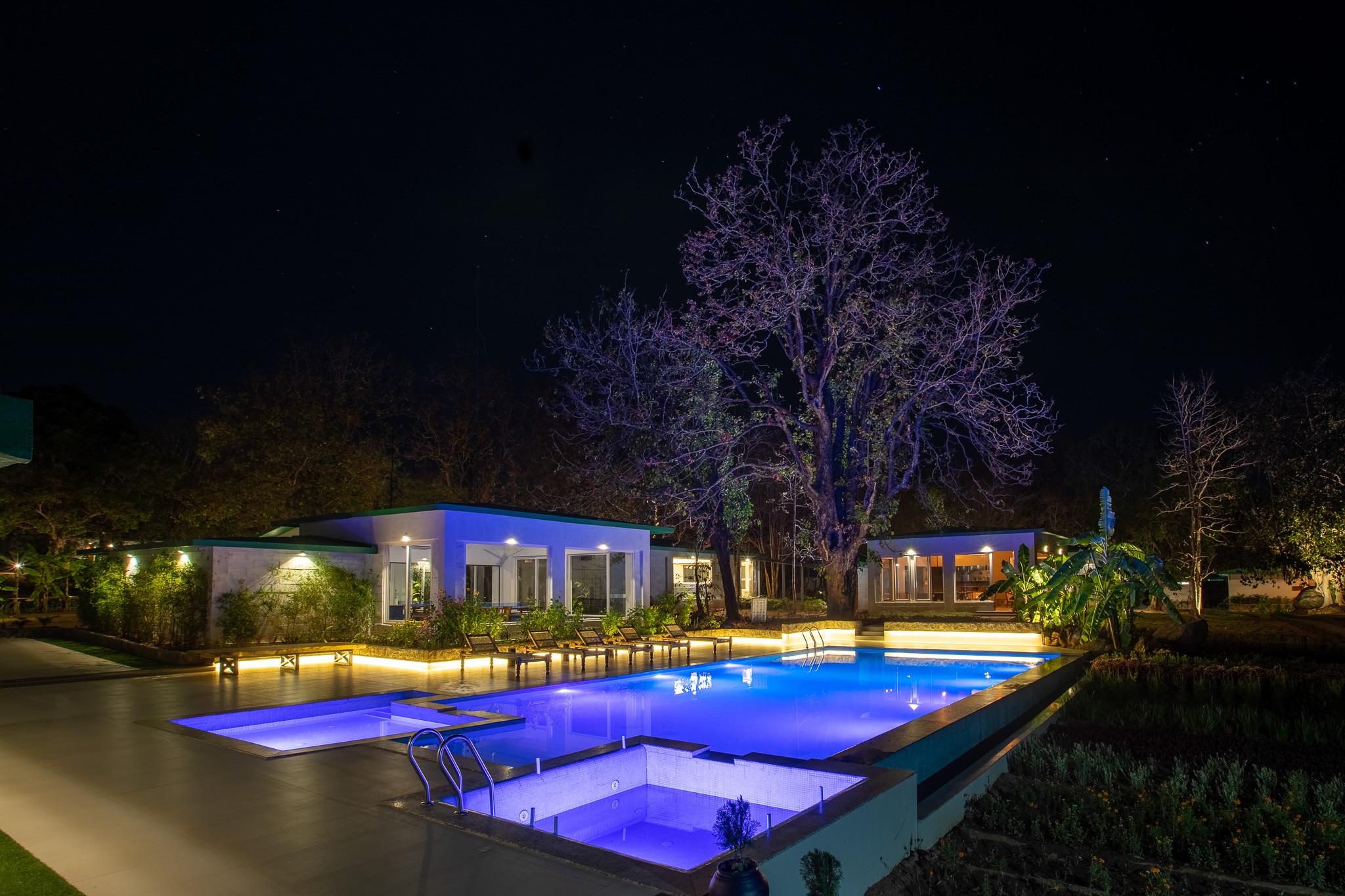 The Riverwood Forest Retreat Kanha - Tap to explore photos