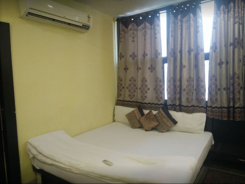 Hotel Shree Muskan Palace - Tap to explore photos