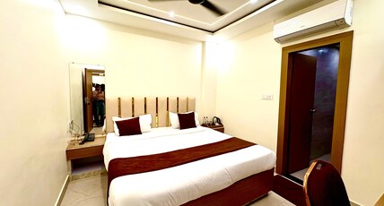 SS Residency Room Type - Deluxe Room