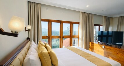 undefined Room Type - Highland Suite