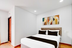 Townhouse B N Reddy Formerly Capitol Stay Inn