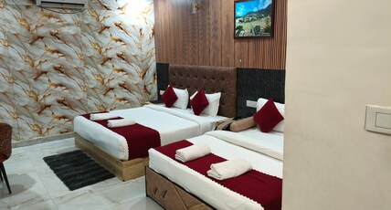 The Ganga Pearl, A Riverside Hotel near Triveni Ghat Room Type - Family Suite