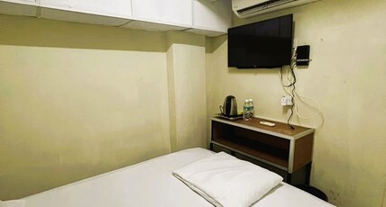 Collection O Near Taiping Mall Formerly Axis Hotel Room Type - Standard Triple