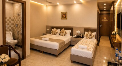 HOTEL SHREE GANGA PALACE Room Type - FAMILY ROOM