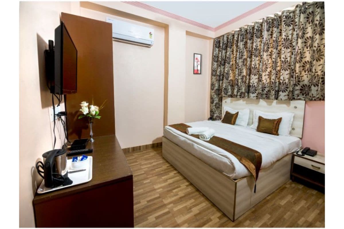 Hotel Bleue Mont - Tap to explore photos