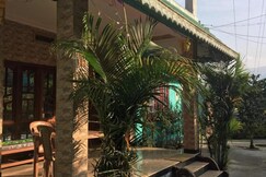 Munnar Pavithra River Front Homestay