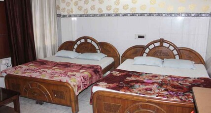 Shree Ganesh Guest House Room Type - Budget Double Room