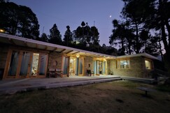 The Edge Retreat Luxury homestay