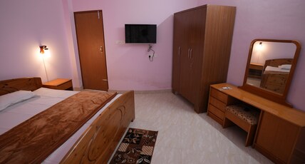 Shakuntala Resort Room Type - Deluxe Room