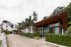 Splendid Sea View Resort