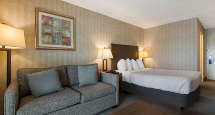 Best Western Brantford Hotel & Conference Centre Room Type - 1 King Bed, Non-Smoking, Gretzky Wing, Microwave And Refrigerator, Sofabed, High Speed Internet Acce Best Western Brantford Hotel & Conference Centre Room Type - 1 King Bed, Non-Smoking, Gretzky Wing, Microwave And Refrigerator, Sofabed, High Speed Internet Acce