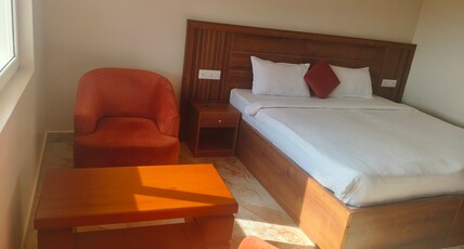 GEE Resorts and Heights Room Type - Premium Room With Garden View
