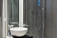 Timhotel Tour Eiffel Hotel