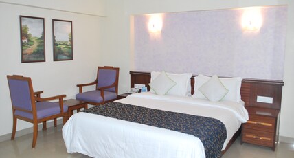Goradia Abigail Regency Room Type - Executive Room with Bathtub.