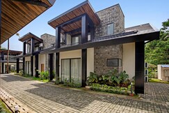 Siolim - Elite3bhk villa with private pool