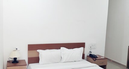 Park Victoria Hotel Room Type - Economy Double Room (No Window)