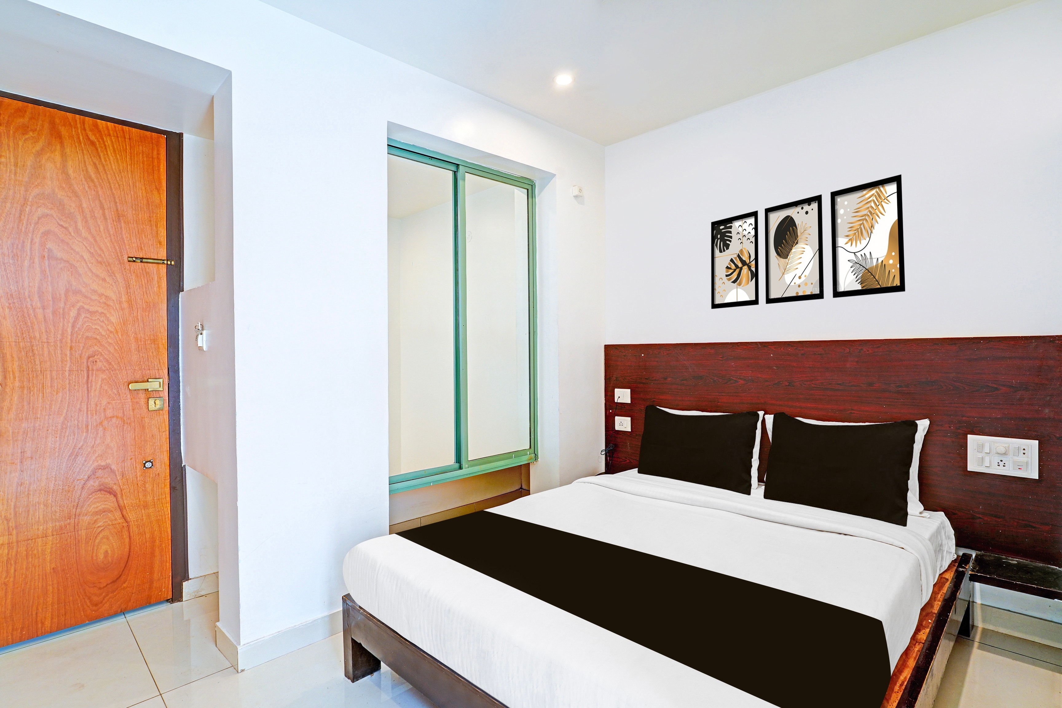 Super Hotel O Kaveri Road Mysore Formerly Hotel Nisarga - Tap to explore photos