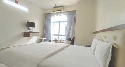 Hotel Rajtara Room Type - Deluxe AC Room
