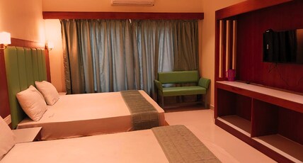 Hotel Harshanaa Elite Room Type - Deluxe AC Quadruple Room