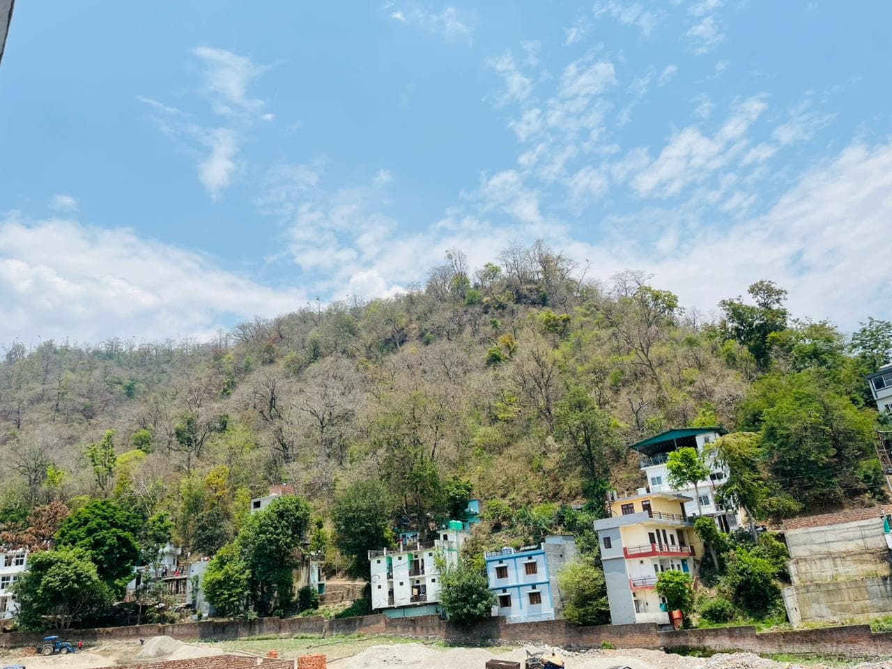 Hotel Mahadev Restaurant & Cafe - Tap to explore photos