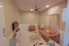 Basanti Villa - Near Hiranandani Estate and Meadows