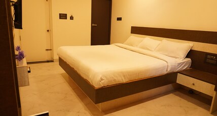 Shree Mantra Residency Room Type - Suite Room