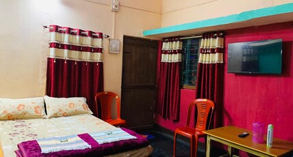 Dandeli crocodile valley Homestay Room Type - 2 sharing Room no 2