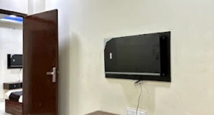 Hotel JMD 11 Room Type - Deluxe Room