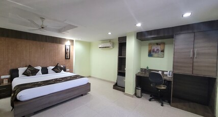 Hotel Raj Residency Room Type - Semi Suite